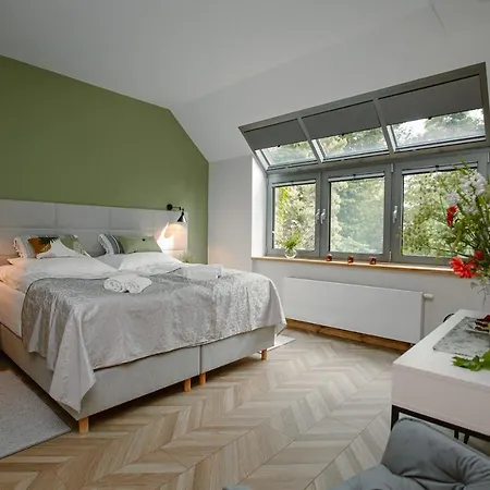 Dom W Starym Parku Отель *