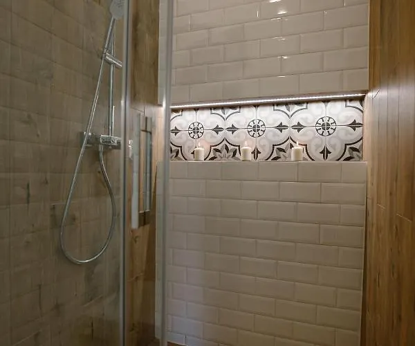 Dom W Starym Parku Hotel Biskupice (Poznan)