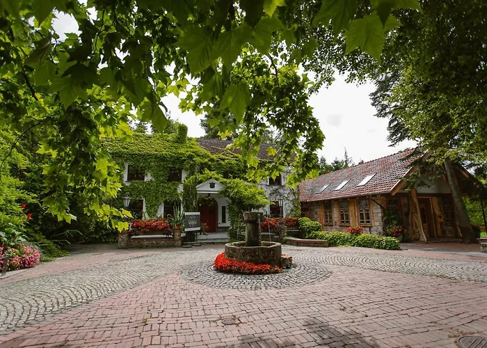 Dom W Starym Parku * Biskupice (Poznan)