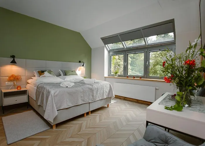 Dom W Starym Parku Hotel *